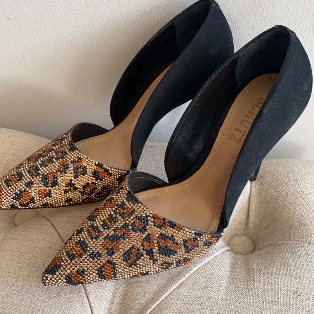 Leopard and black Heels